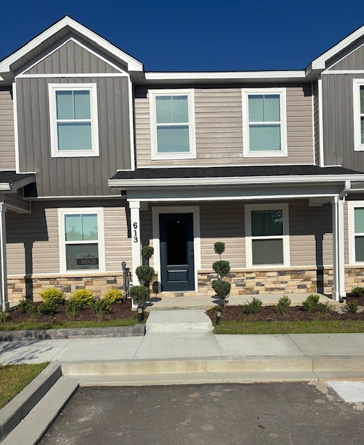 618 Royal Road - 1